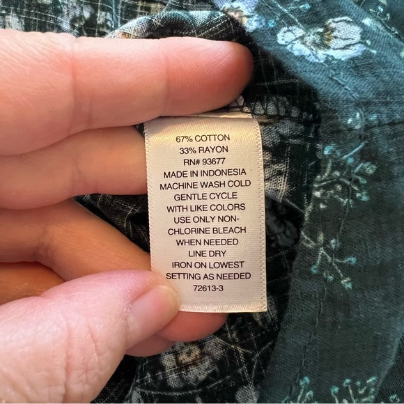 a.n.a NWT Dark Green Floral High Ruffle Neck Long Sleeve Blouse Size XL - Picture 5 of 6